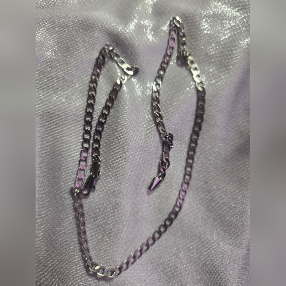 Silver 17' Inches Long Chain Necklace